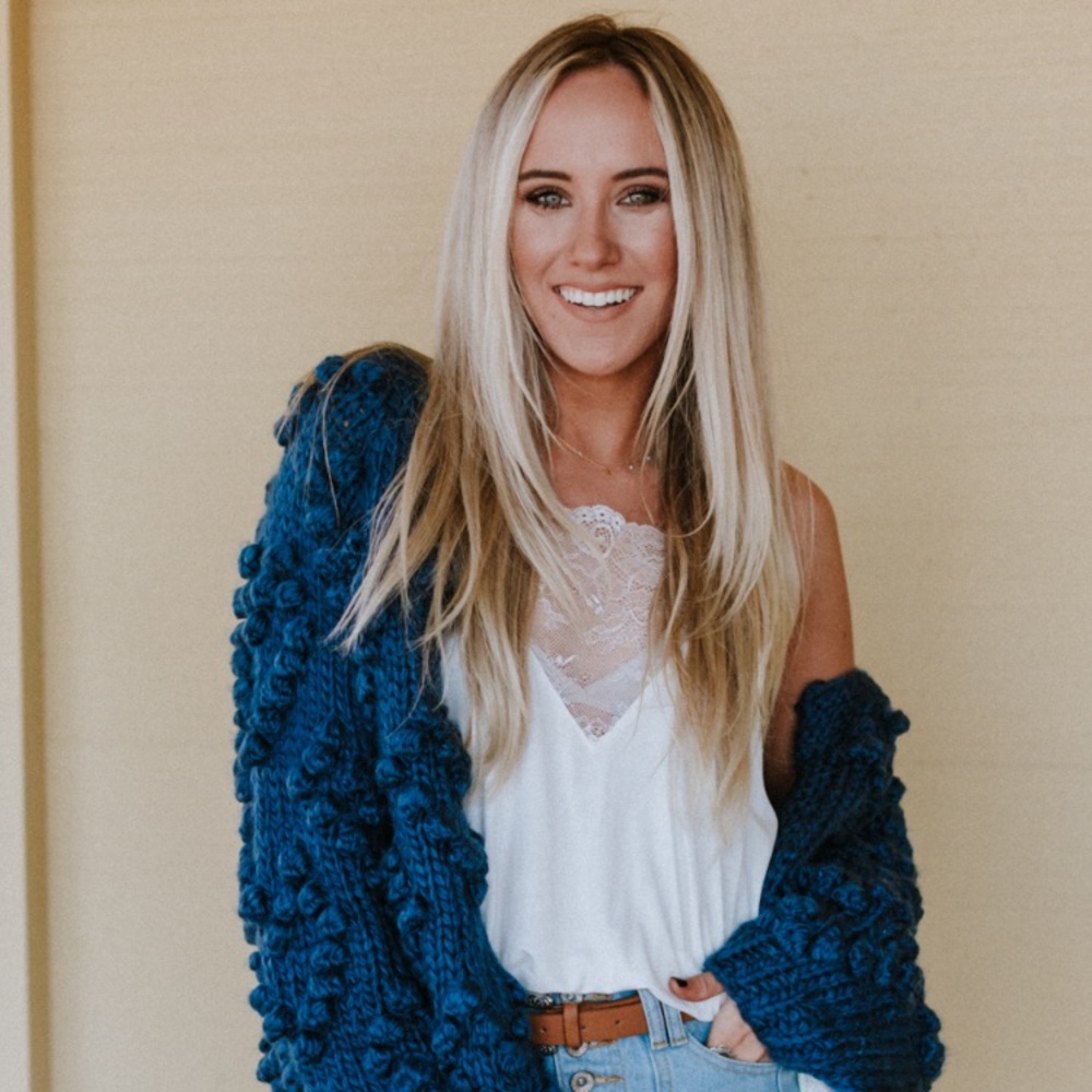 Meet Your Posher, Alexa <3